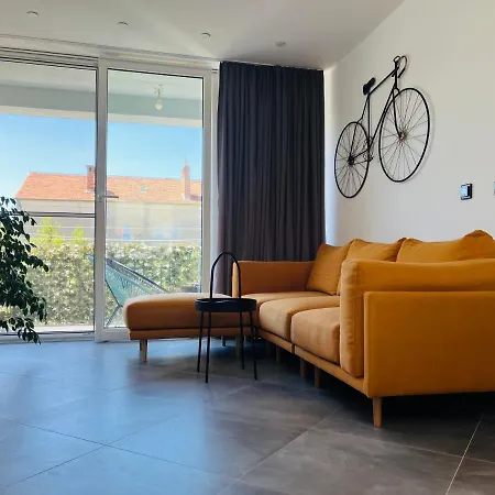 Apartment Kia Ora Trogir
